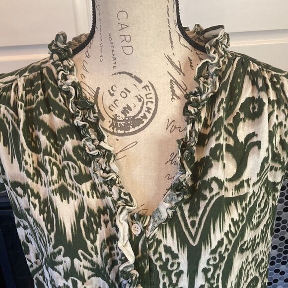 Cupio button front blouse , size medium, good used condition - Picture 2 of 8